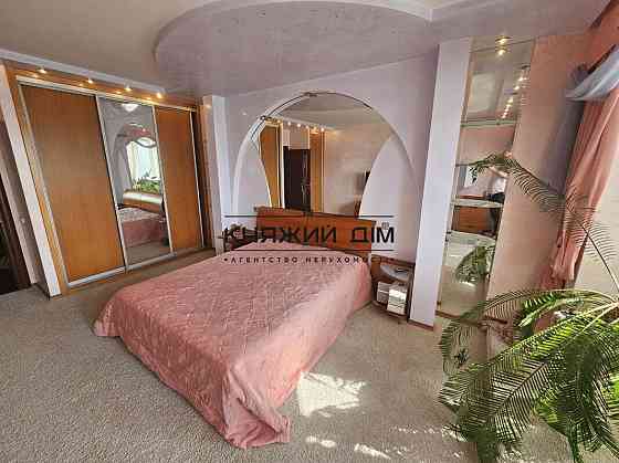 Оренда 3-х к.кв. на метро Мінській по вул. Левка Лук'яненко в Оболонському р-ні. Код об'єкту №: 11201918 Kiev