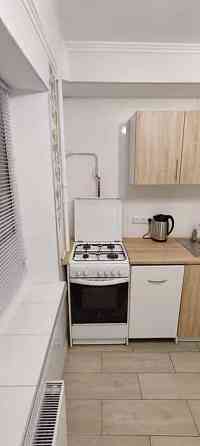 Оренда Квартира 2-кімнатна, 1/5 поверх на Салютна, 21 Киев