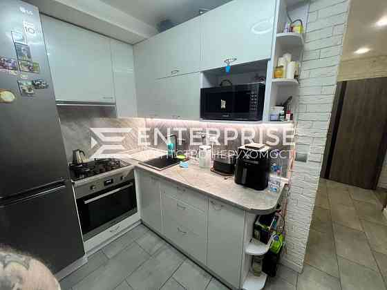 Продаж 2к Квартира 46.4 кв.м Светлицкого вул. Київ