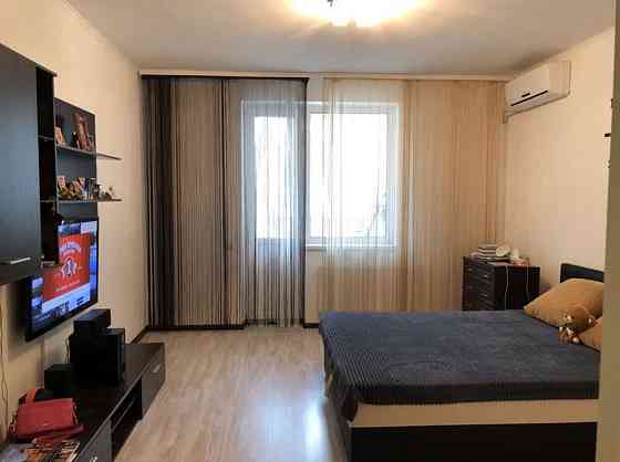 Оренда Квартира 1-кімнатна, 3/16 поверх на ул. Михаила Драгоманова, 6/1 Київ