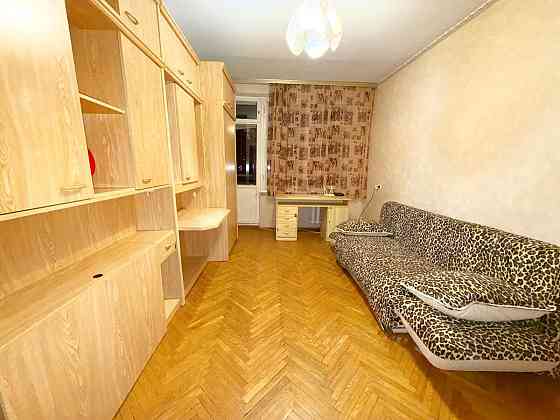 Оренда Квартира 2-кімнатна, 8/10 поверх на Павла Скоропадського, 33 Киев