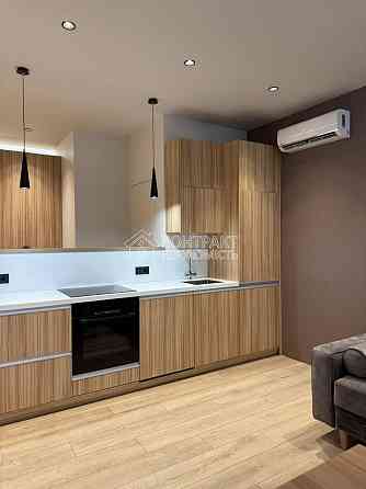 Продаж Квартира 3-кімнатна, 15/21 поверх на вул. Клочківська Харків