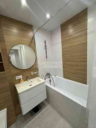 Продаж Квартира 2-кімнатна, 12/19 поверх на вул. Гвардійців Широнінців Харьков