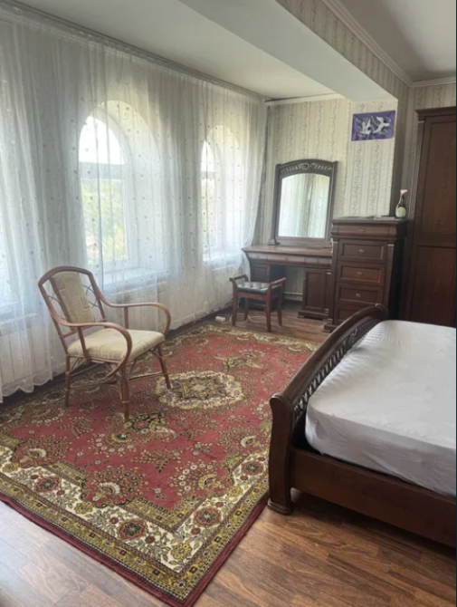 Продаётся просторный дом в Нерубайском Нерубайське - фото 3