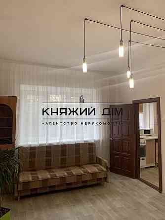 Оренда Квартира 2-кімнатна, 3/4 поверх на Вузовская ул. Київ