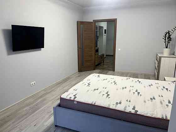 Оренда Квартира 2-кімнатна, 9/11 поверх на Височана С. вул., 18 Ivano-Frankivs'k