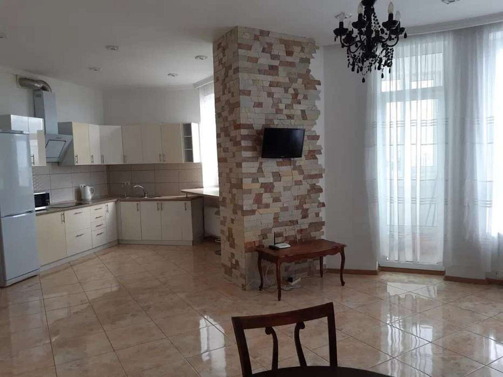 Оренда Квартира 2-кімнатна, 16/16 поверх на бул. Дружбы Народов Київ - фото 1