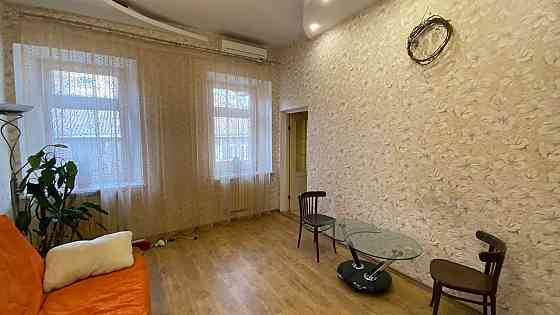 Продам однокомнатную квартиру в самом центре Одеса