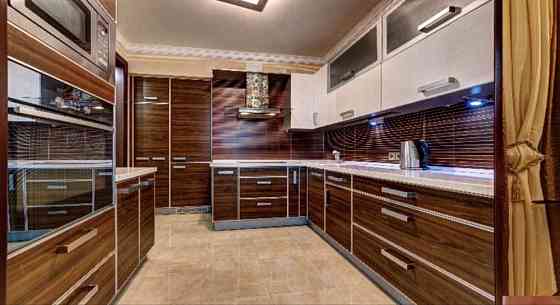 Продаж Квартира 2-кімнатна, 19/25 поверх на Верховинна вул., д. 35 Київ