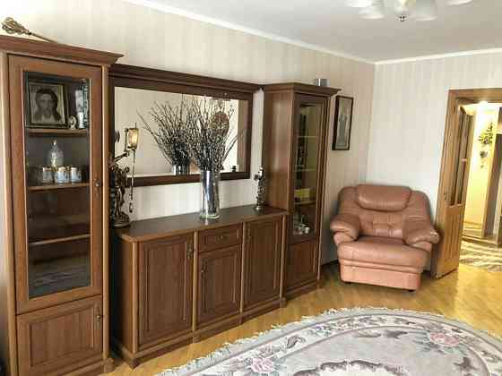 Оренда Квартира 3-кімнатна, 6/14 поверх на ул. Михаила Драгоманова, 44а Kiev