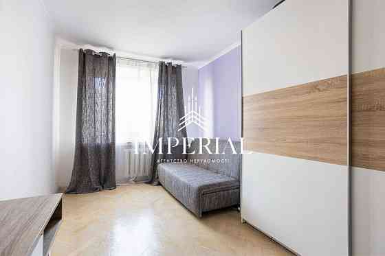 Продаж Квартира 4-кімнатна, 7/12 поверх на вул. Митрополита Андрія Шептицького Київ