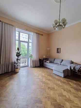 Продаж 3к Квартира 92 кв.м Митрополита Андрея, 14 Львів