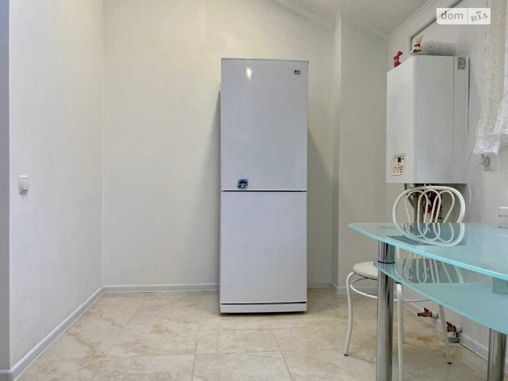 Продаж Квартира 2-кімнатна, 2/2 поверх на пр.Свободы Дніпро - фото 3