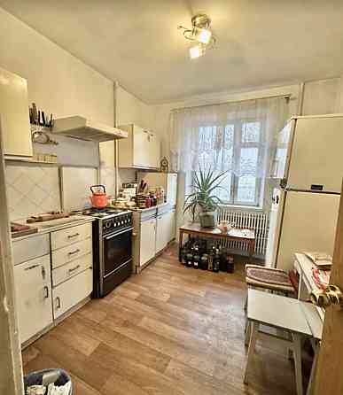 Продаж 2к квартири 49.4 кв. м на вул. 15-го Квітня Тернополь