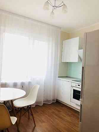 Оренда Квартира 1-кімнатна, 18/24 поверх на Гмыри Бориса ул., 12 Київ