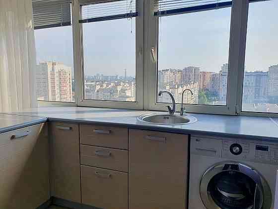 Оренда Квартира 1-кімнатна, 15/19 поверх на Самійла Кішки вул. (Маршала Конєва),, 7а Kiev