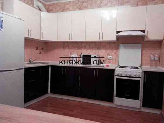 Оренда Квартира 2-кімнатна, 10/25 поверх на Ващенко ул. Киев