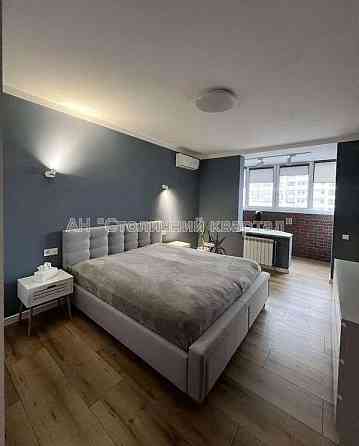 Продаж Будинок 3-кімнатний на Сікорського Ігоря Авіаконструктора вул., 4В Киев