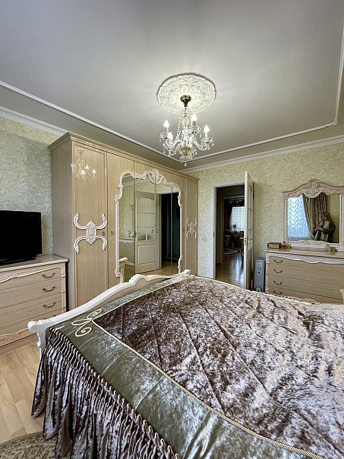 Продаж 3к Квартира 82 кв.м Гайдамацька вул. Рівне - фото 4