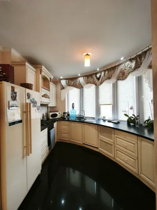 Продаж 5к Квартира 122 кв.м Богомольця 22 Ужгород - фото 2