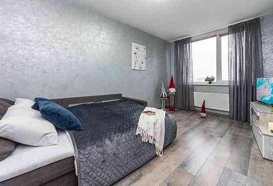 Продаж Квартира 1-кімнатна, 11/25 поверх на Правди просп., 41 Д Kiev