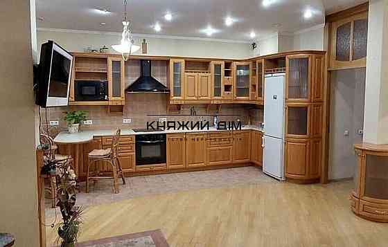 Оренда Квартира 3-кімнатна, 12/18 поверх на Срибнокильская ул. Київ