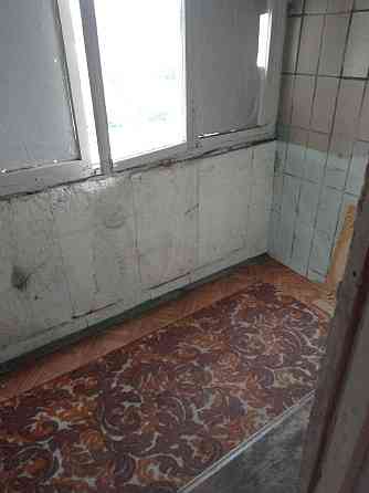 Продаж Квартира 3-кімнатна, 12/13 поверх на Срібнокільська вул., д. 4 Kiev