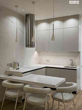 Продаж Квартира 2-кімнатна, 14/19 поверх на Бульварно-Кудрявська вул., д. 17А Kiev