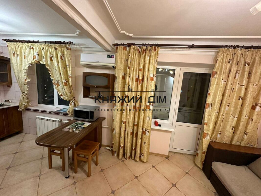 Оренда Квартира 3-кімнатна, 9/9 поверх на Окипной Раисы ул. Kiev - photo 1