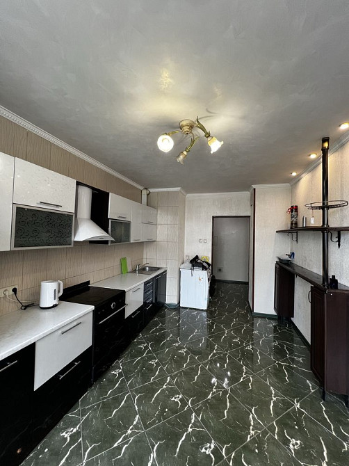 Продаж Квартира 2-кімнатна, 4/36 поверх на Срибнокильская вул., д. 1 Киев - изображение 1