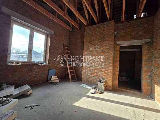 Продаж Будинок 6-кімнатний на вул. Істомінська Харьков