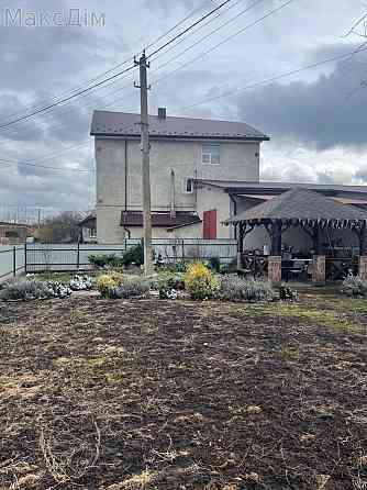 Продаж Будинок 6-кімнатний Пробіжна