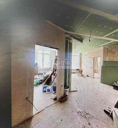 Продаж Квартира 3-кімнатна, 24/24 поверх на вул. Отакара Яроша Kharkiv