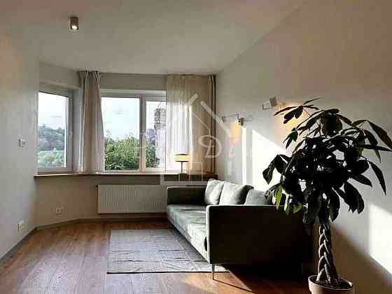 Оренда Квартира 1-кімнатна, 5/9 поверх на Кирилівська вул. (Фрунзе), 37а Киев