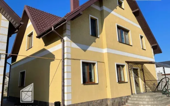 Продам 2-х поверховий та гостьовий будинок з гаражем в с.Фонтанка (5 км від Одеси) Фонтанка