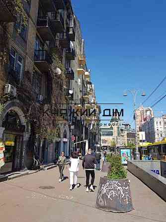 Продажа 3 комнатной квартиры пл. Льва Толстого. Код Объекта: № 21131913 Киев