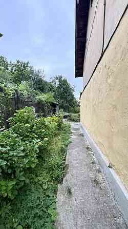 Продаж Будинок 5-кімнатний на вул. Спокійна Львів