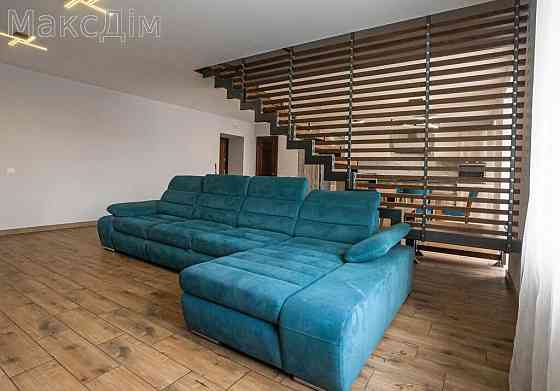 Продаж Будинок 5-кімнатний на вул. Крушельницької Ternopil'