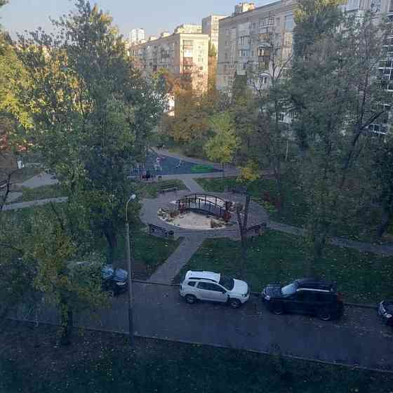 Продаж Квартира 2-кімнатна, 5/8 поверх на Русановская набережная, 4/1 Київ