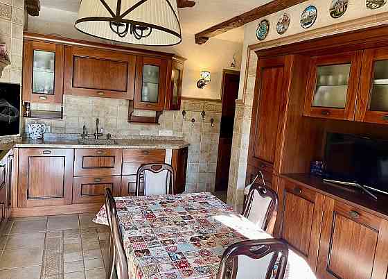 Продаж Квартира на улица Мельника Андрія 14 L'viv