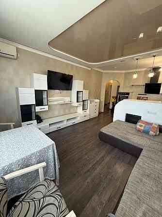 Продаж Квартира 2-кімнатна, 5/25 поверх на Драгоманова, 4а Киев