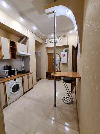 Продам двух-комнатную квартиру по ул. Екатериненской/Дерибасовская Одеса