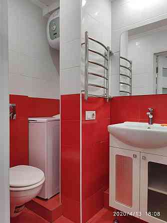 Оренда Квартира 1-кімнатна, 1/9 поверх на Героїв полку «Азов», 28б Київ