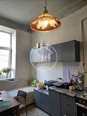 Продаж Квартира 3-кімнатна, 2/3 поверх на Вітовського вул., 5А Львов