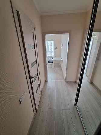 Оренда Квартира 1-кімнатна, 20/25 поверх на Гмирі, 12б Kiev