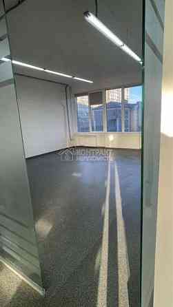 Оренда офісне приміщення на вул. Науки приміщень - 2, поверх - 4/4 Kharkiv