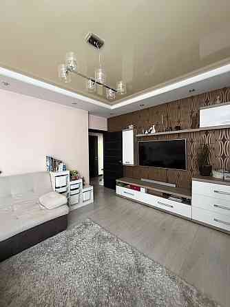 Продаж Квартира 2-кімнатна, 20/25 поверх на Драгоманова вул., д. 2Б Київ