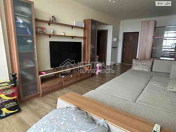 Продаж Квартира 3-кімнатна, 6/16 поверх на вул. Академіка Павлова Харків