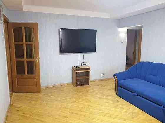 Оренда Квартира 3-кімнатна на пр. Победы, 20 Киев