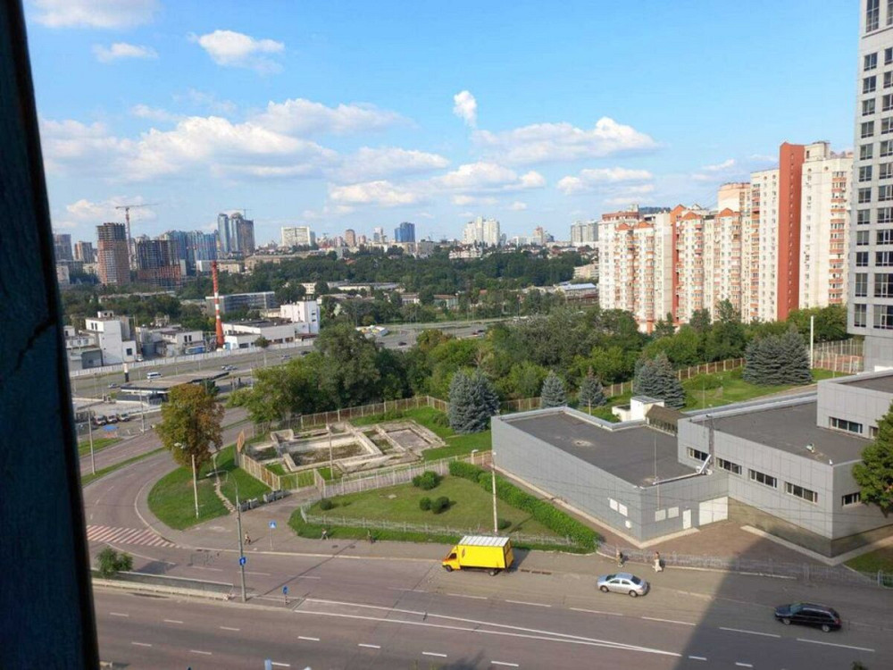 Оренда Квартира 1-кімнатна, 9/16 поверх на проспект Науки, 16 Киев - изображение 1